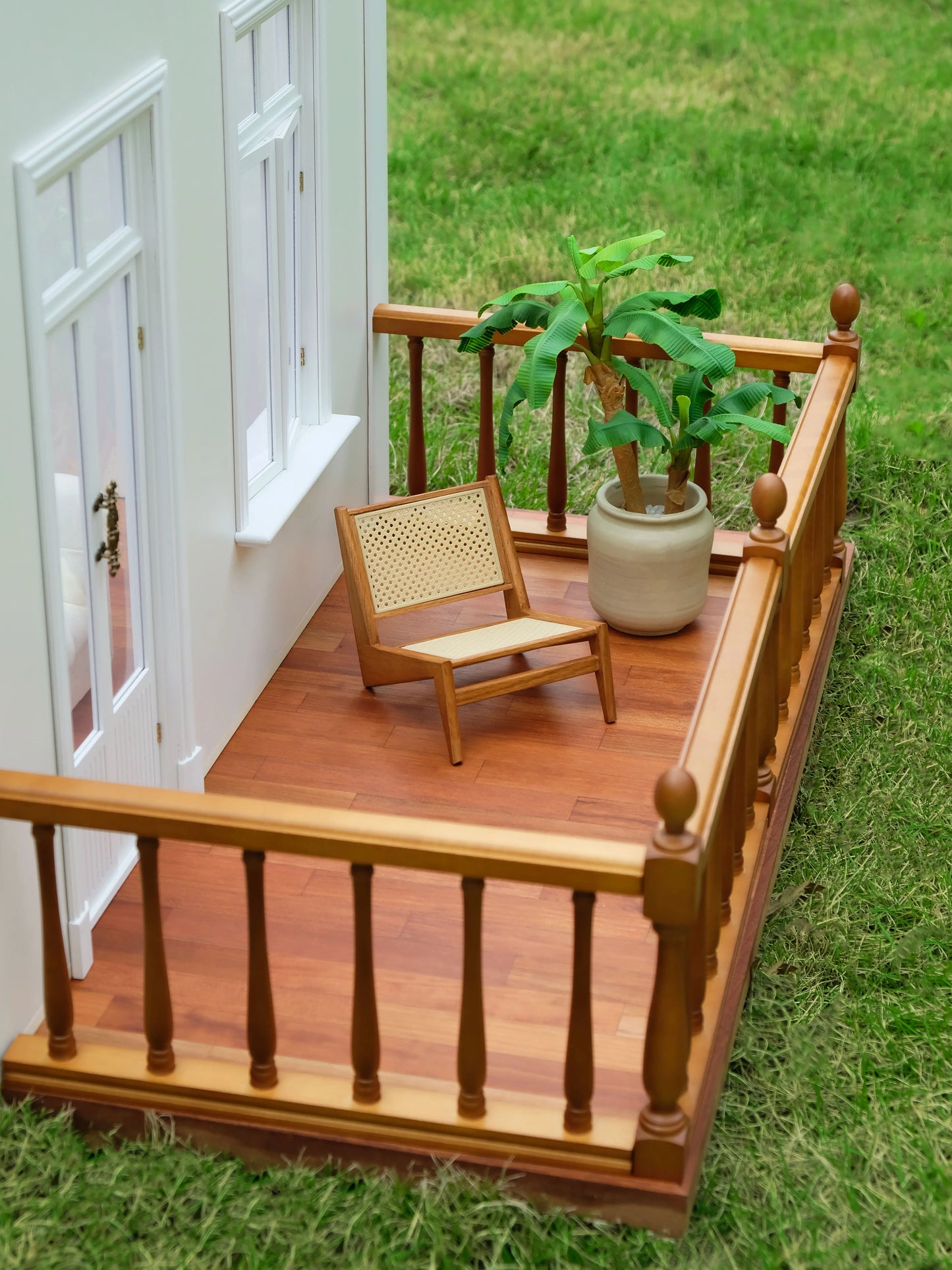 1:6 doll house dollhouse fence/railing(Comprises four fences, a 180-degree connecting rod and two 90-degree connecting rods.)